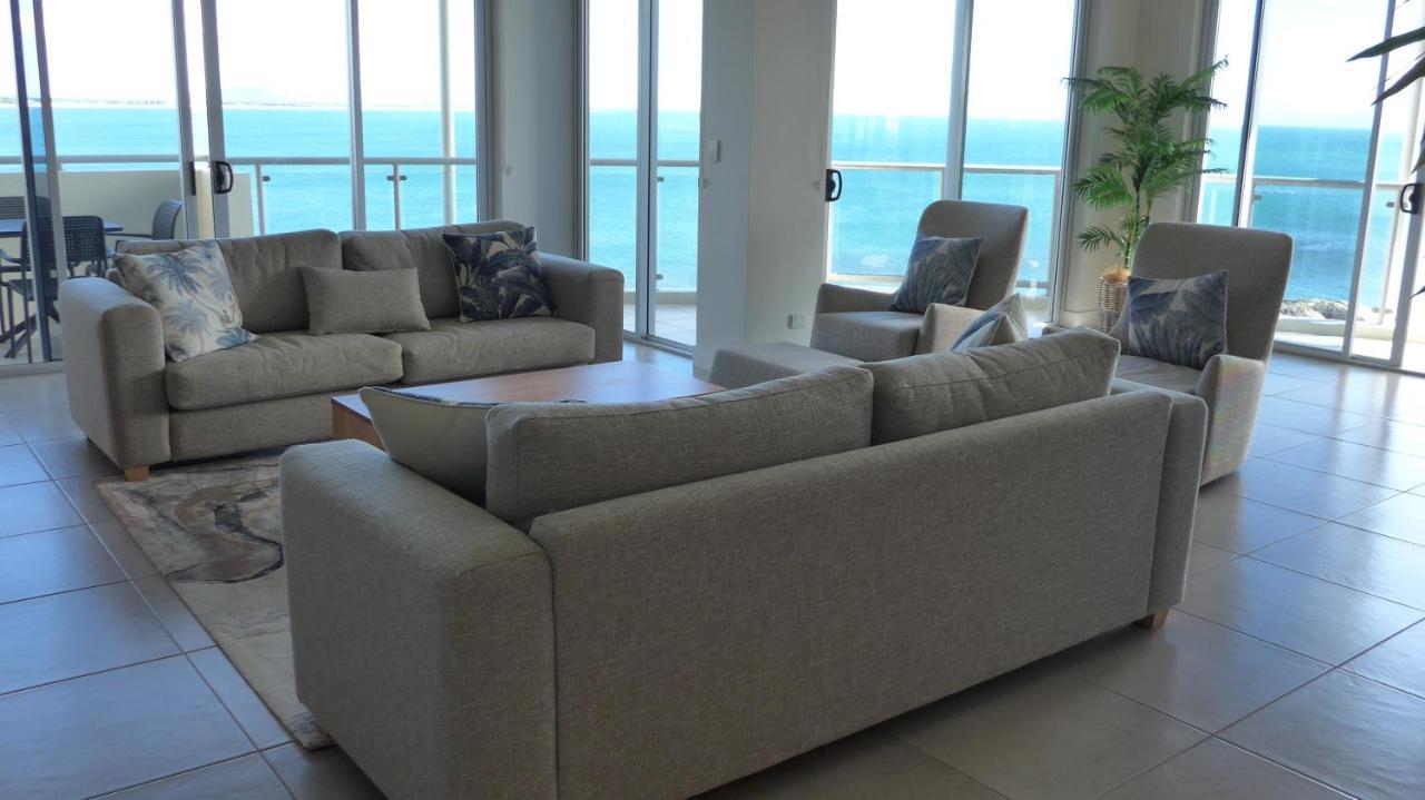 Coral Cove Apartments - Absolute Beachfront Resort Bowen Extérieur photo
