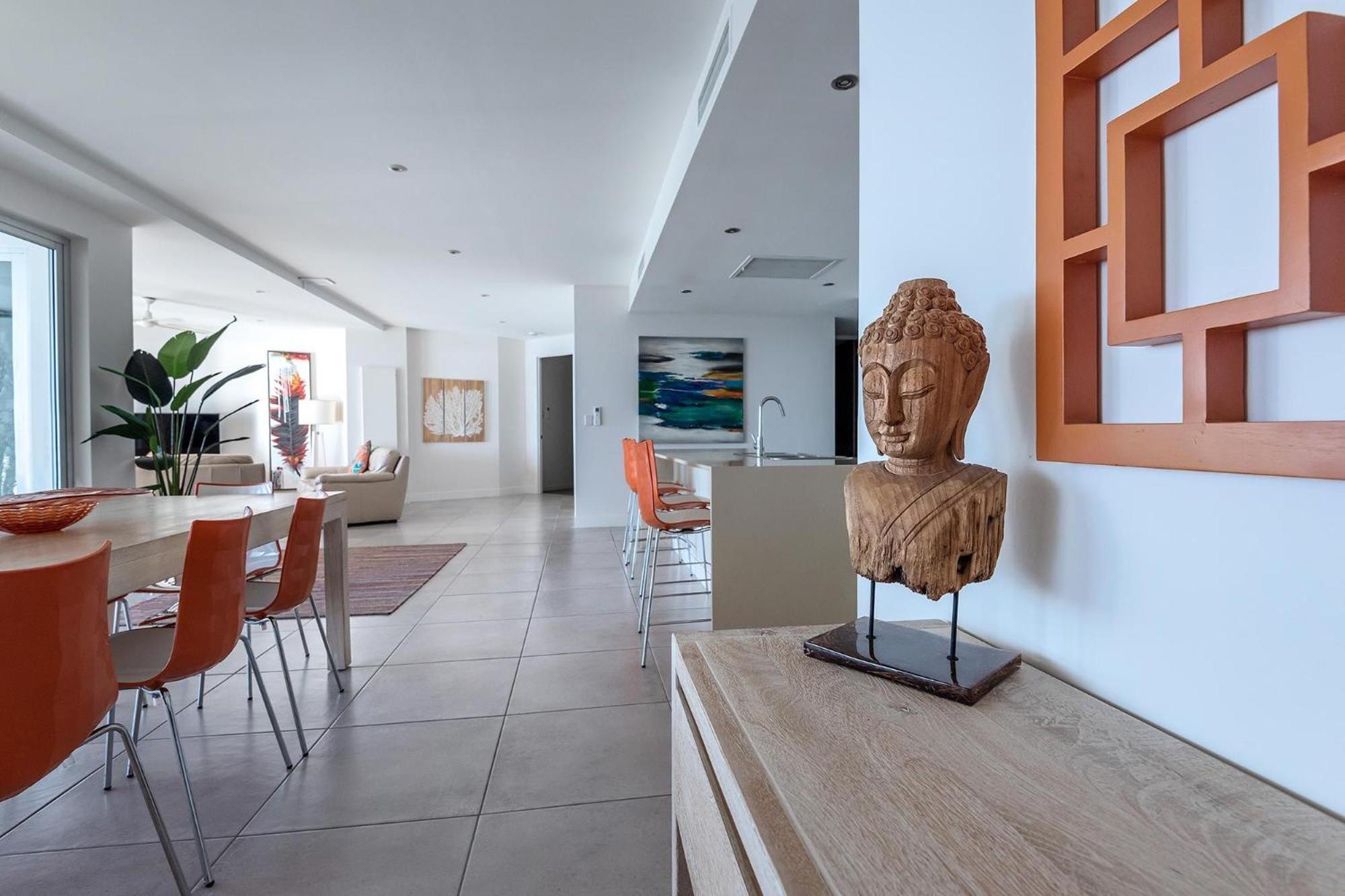 Coral Cove Apartments - Absolute Beachfront Resort Bowen Extérieur photo
