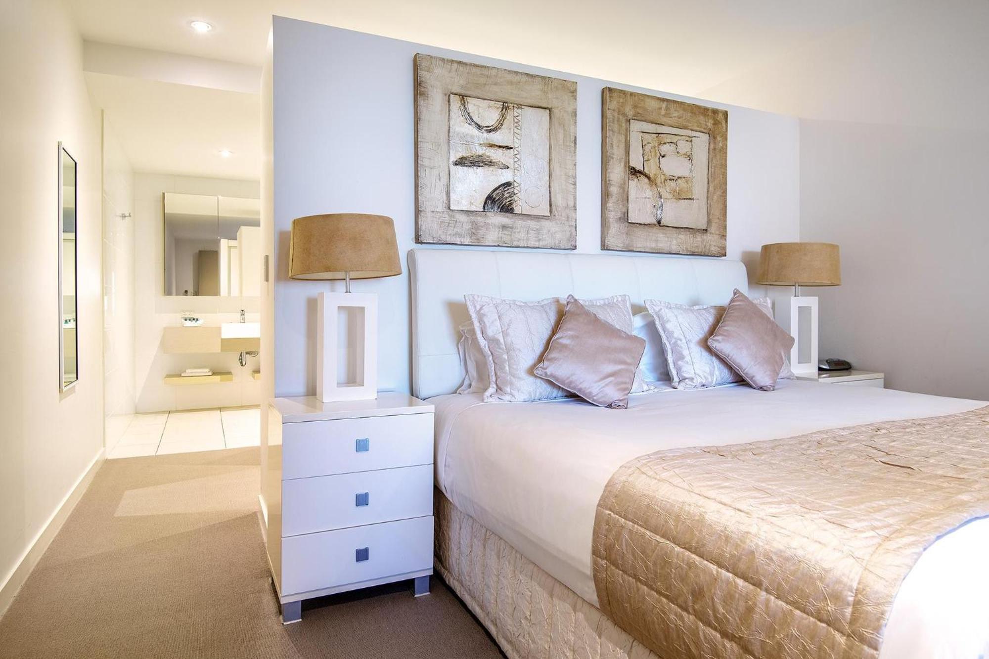 Coral Cove Apartments - Absolute Beachfront Resort Bowen Extérieur photo
